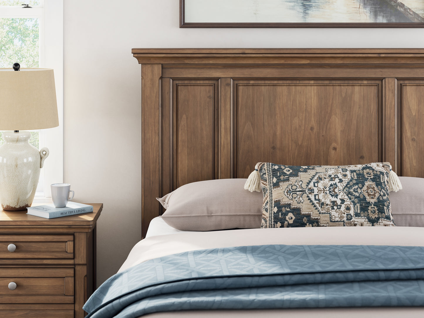 Feddinger Queen Panel Bed with Mirrored Dresser, Chest and Nightstand