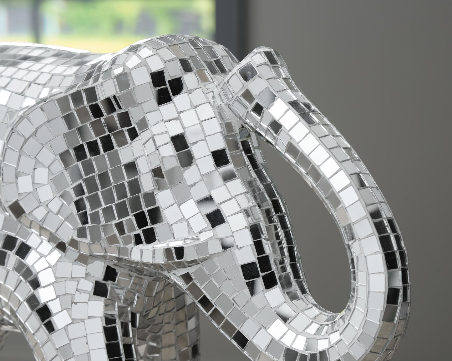 Ashley Express - Hallmont Sculpture